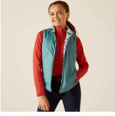 ARIAT YOUTH BELLA REVERSIBLE INSULATED VEST MOSAIC BLUE/AQUA FOAM HERD PRINT