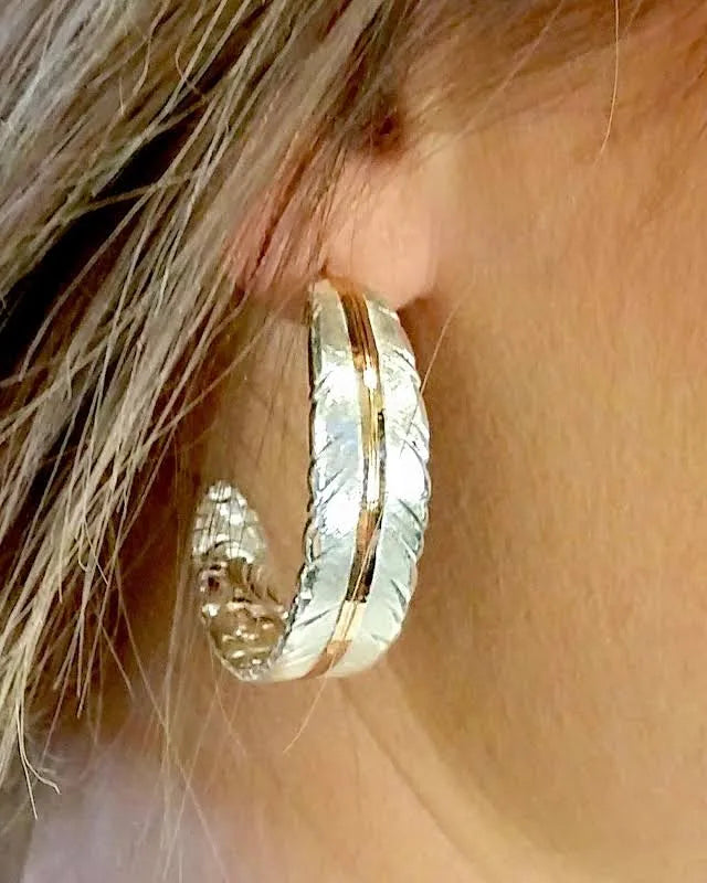 Montana Silversmiths Feather Hoop Sterling Silver Earrings ER3430RG